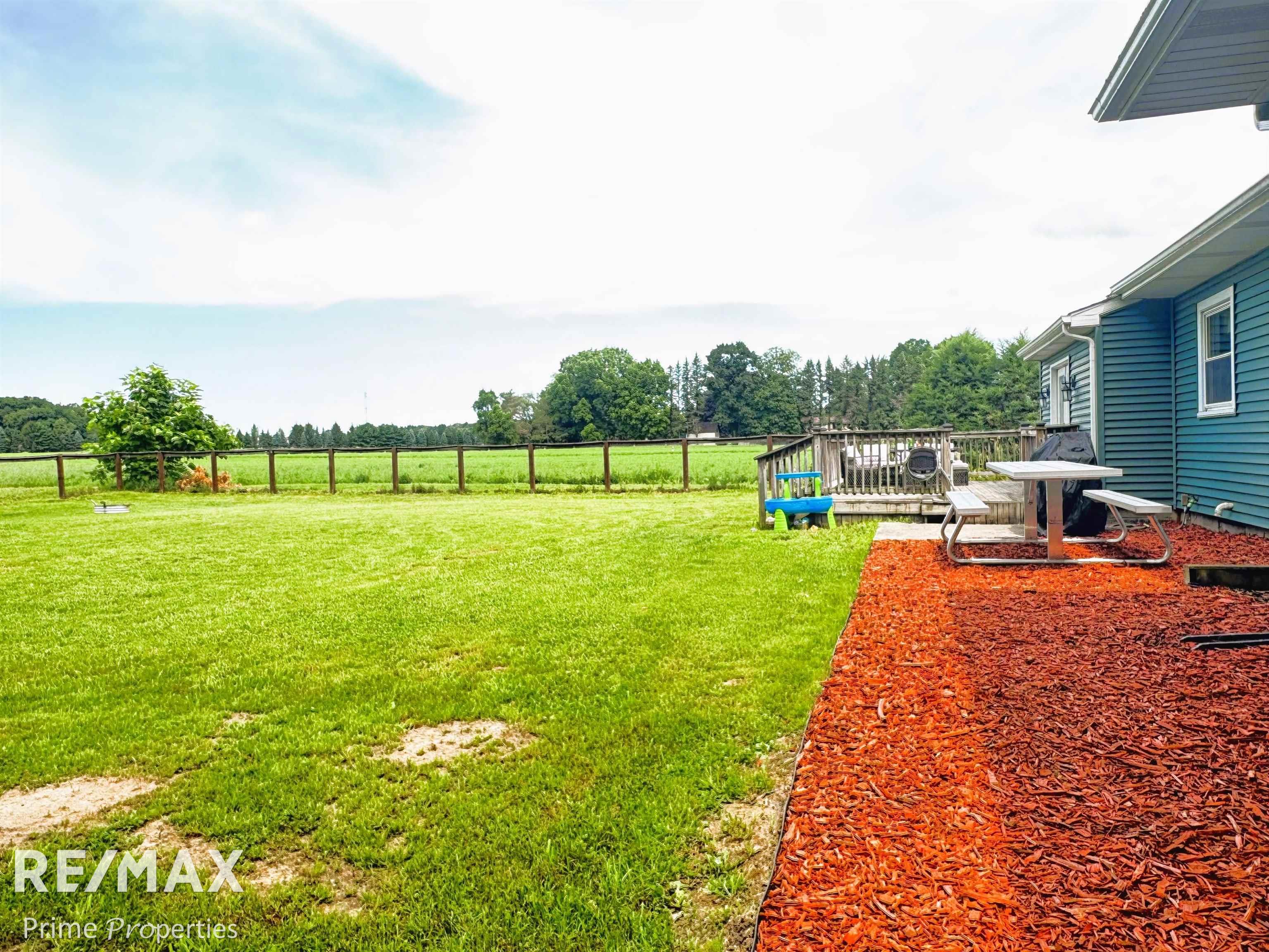 1561 East Caro Road Caro, MI 48723 - Photo 22 of 67 50182446-be348f3a-d535-4001-9b2e-c039b7d90168.JPG