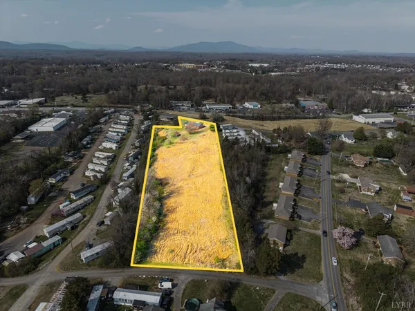 $900,000 | 309 Wyndale Drive, Lynchburg, VA 24501