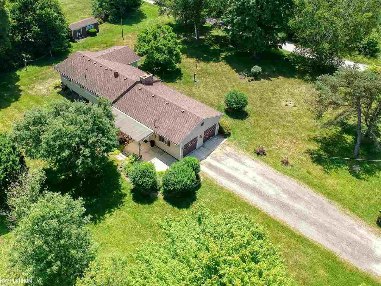 4197 Lubahn Road Casco, MI 48064 - Photo 5 of 52 50080200-4.JPG