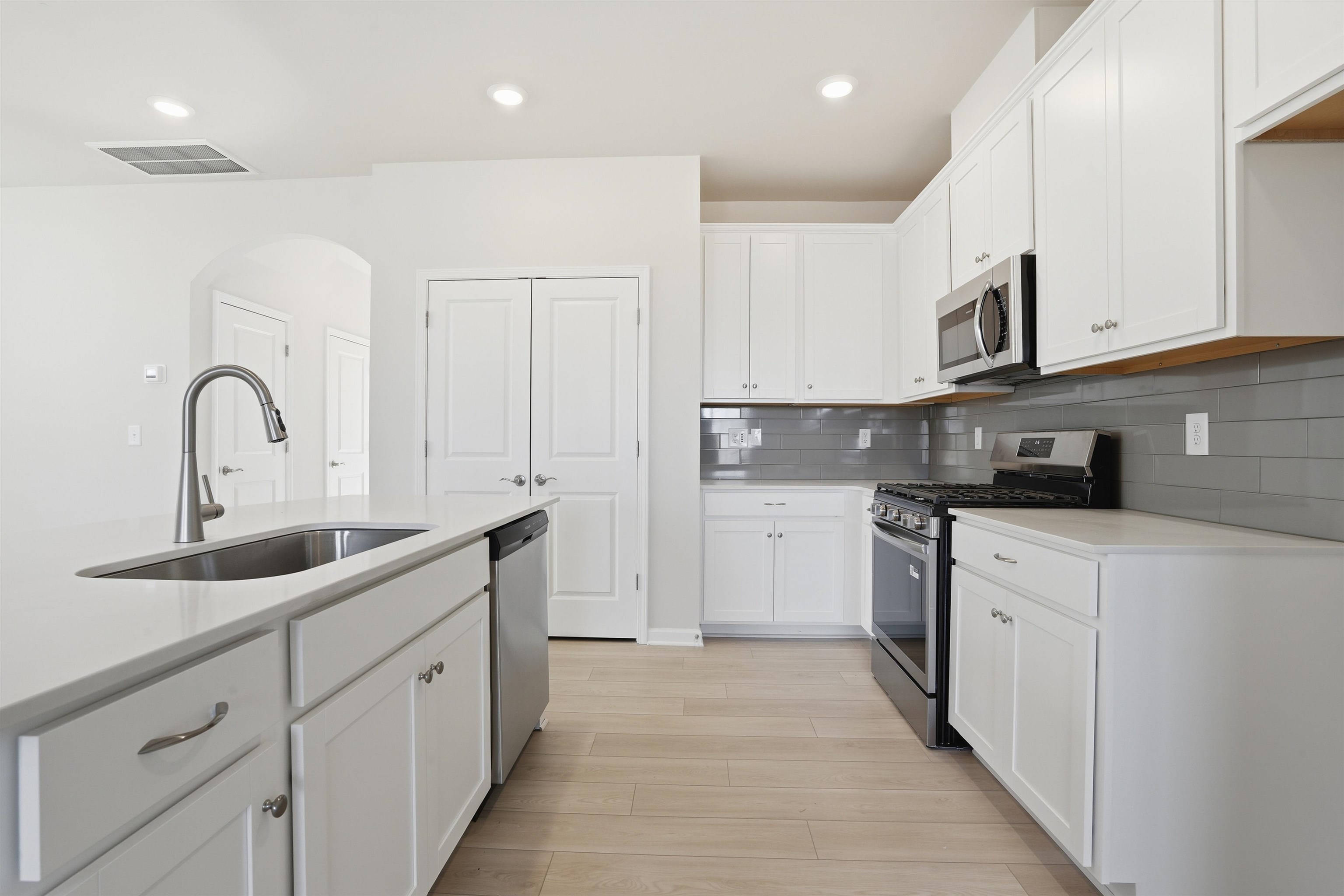 447 Lee's Corner Lane Woodruff, SC 29388 - Photo 12 of 28