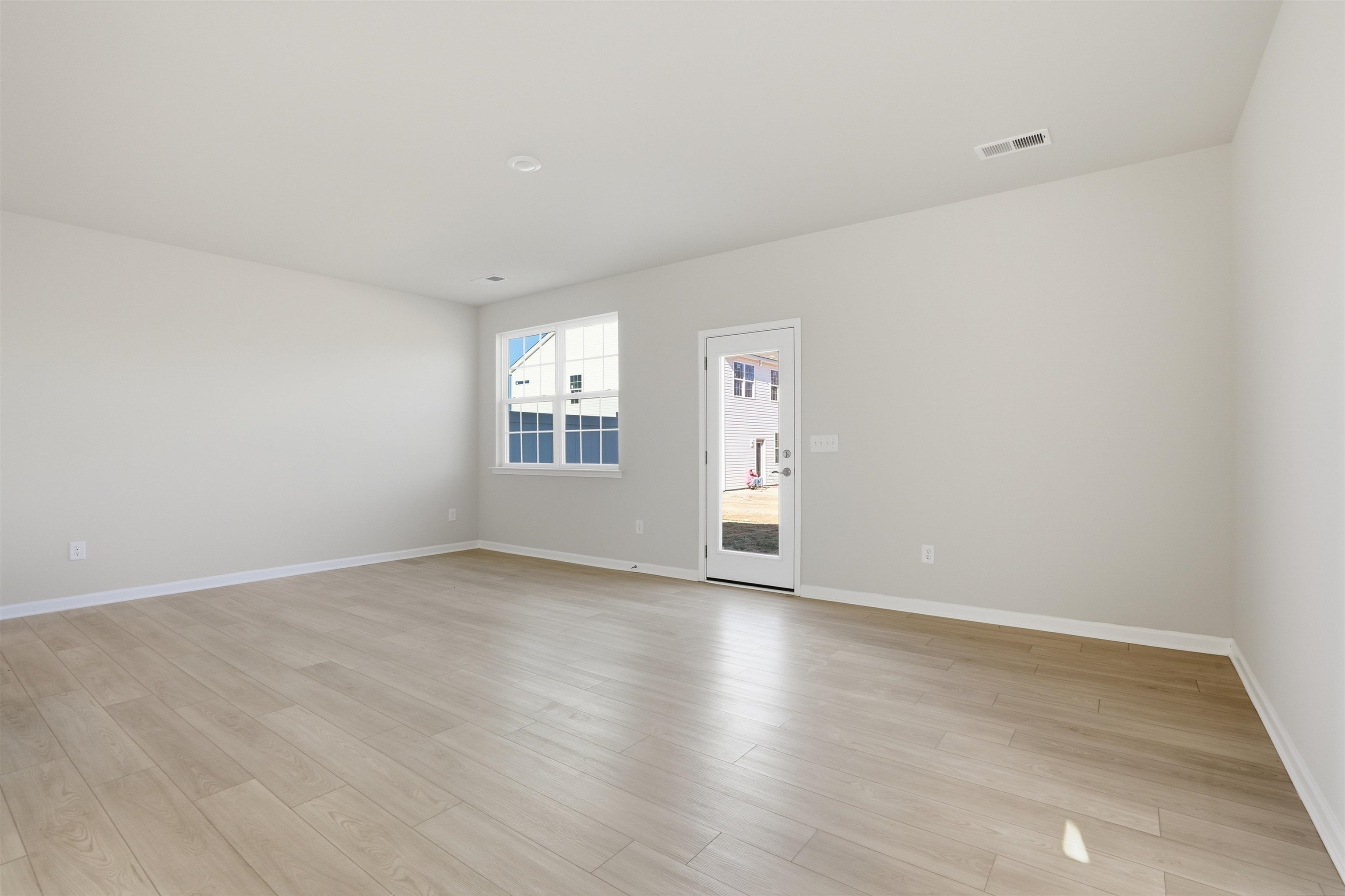 447 Lee's Corner Lane Woodruff, SC 29388 - Photo 16 of 28