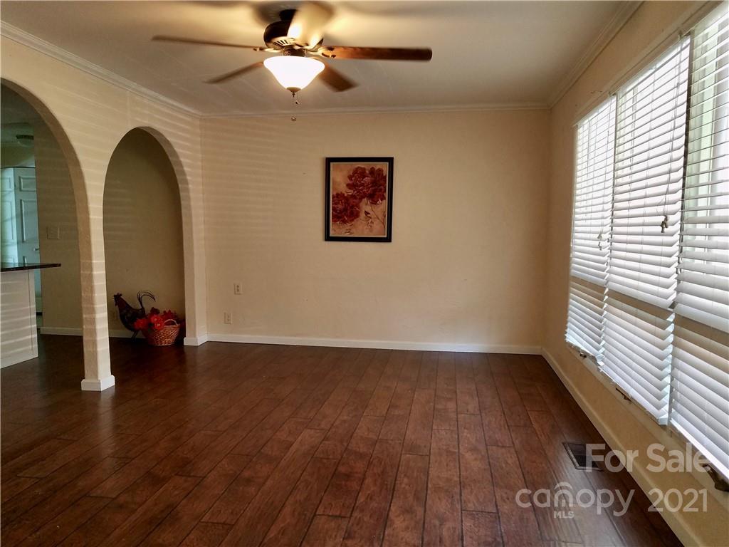 324 Racking Cove Sylva, NC 28779 - Photo 5 of 15 Gallery Image 5
