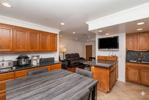 $585,000 | 4345 154th Street, Unit 10, Lawndale, CA 90260