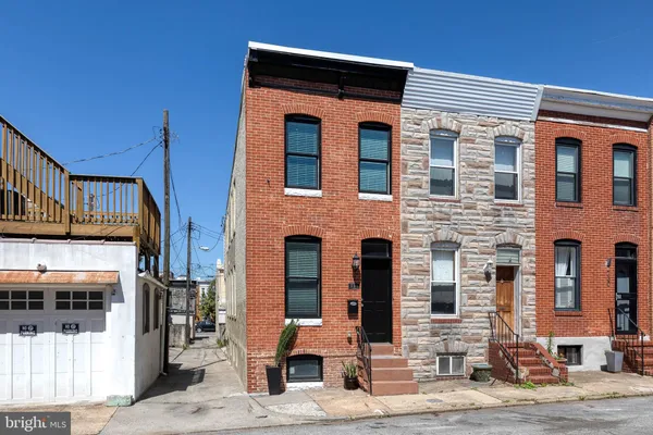 $3,200 | 734 South Robinson Street, Baltimore, MD 21224