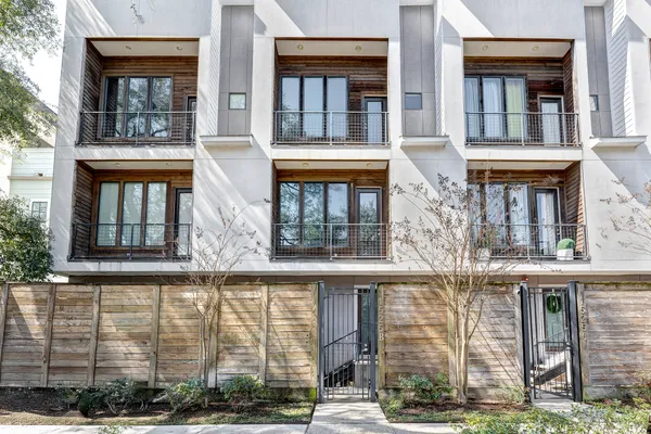 $2,575 | 1525 Birdsall Street, Unit B, Houston, TX 77007