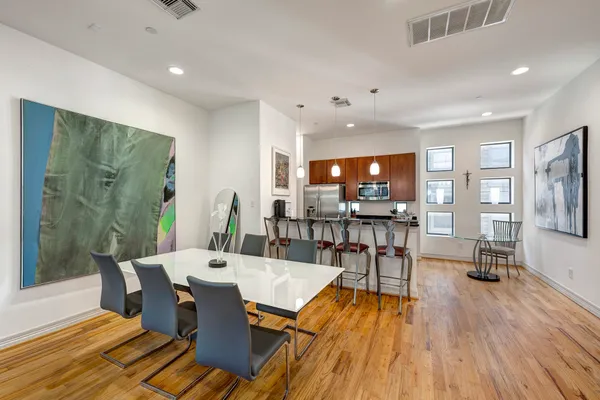 $2,575 | 1525 Birdsall Street, Unit B, Houston, TX 77007