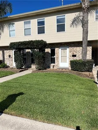 $2,150 | 4231 Hudson Street, Metairie, LA 70006