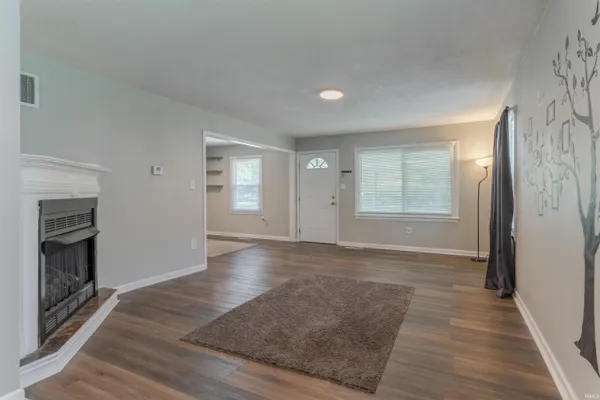 $179,900 | 3014 Sweetser Avenue, Evansville, IN 47714