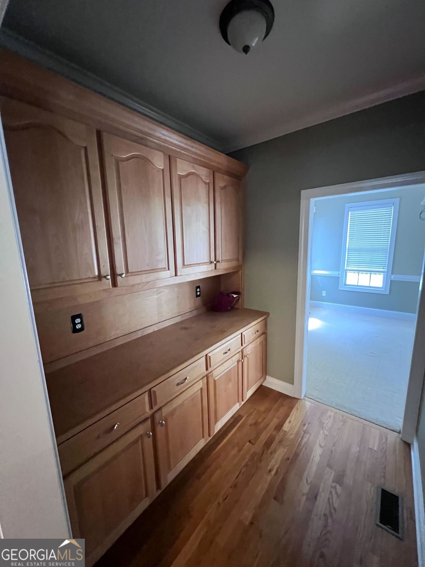 119 Tullamore Trail Tyrone, GA 30290 - Photo 8 of 34