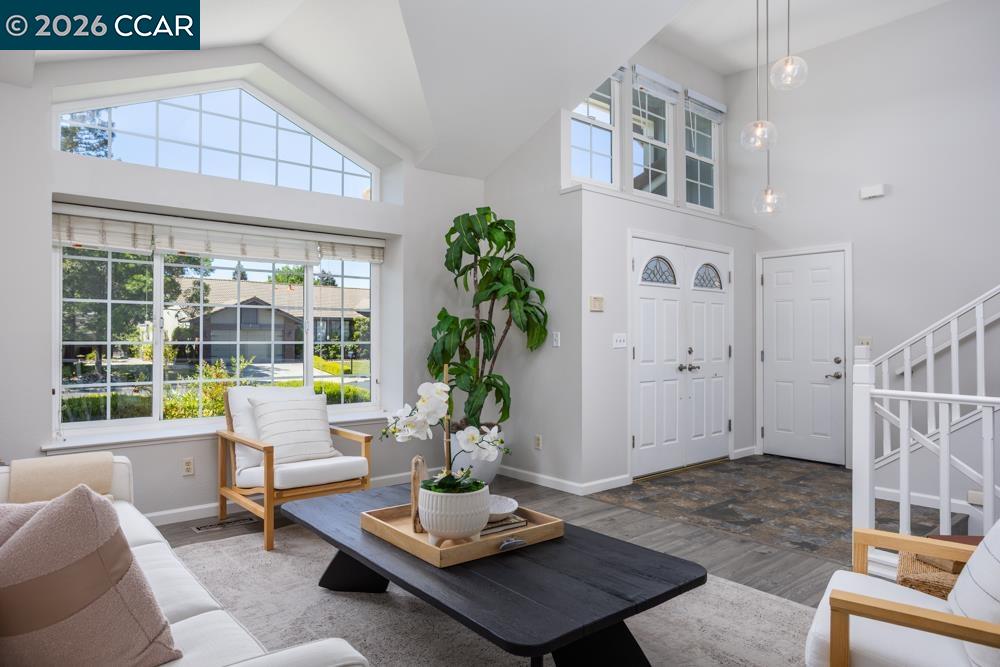 1121 Vista Point Lane Concord, CA 94521 - Photo 8 of 48