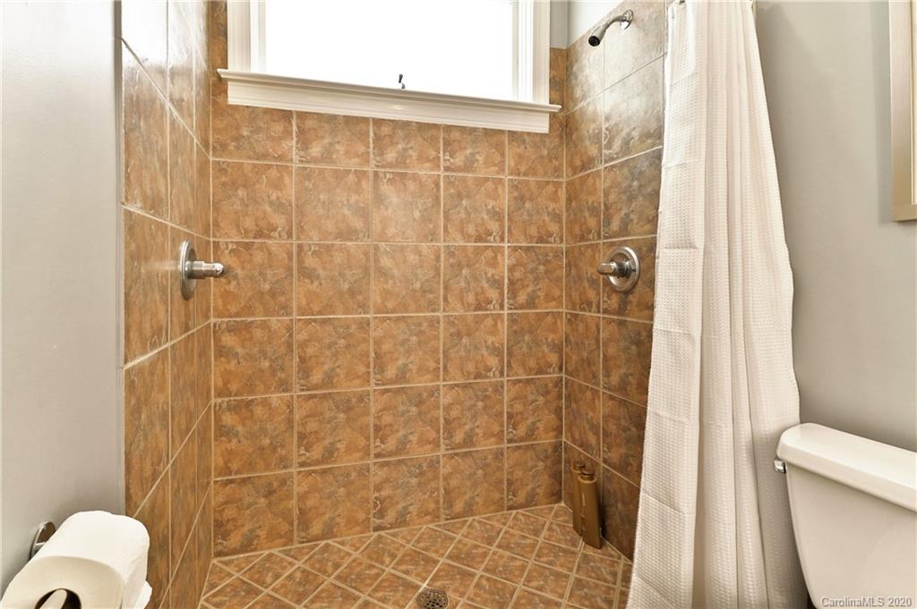 2214 Club Road Charlotte, NC 28205 - Photo 22 of 38 Gallery Image 22
