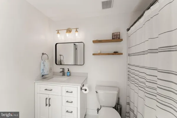 $590,000 | 6111 Martins Landing Court, Burke, VA 22015