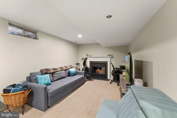 $590,000 | 6111 Martins Landing Court, Burke, VA 22015