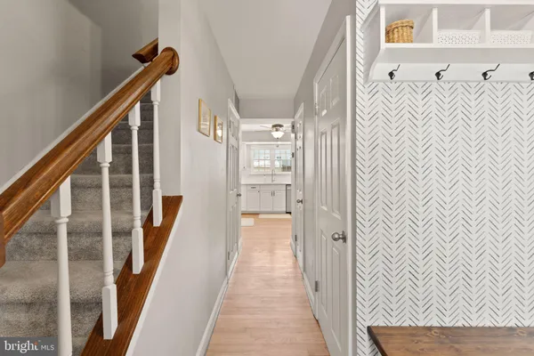 $590,000 | 6111 Martins Landing Court, Burke, VA 22015