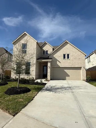 $371,990 | 2704 Grove Crest Drive, Rosenberg, TX 77469