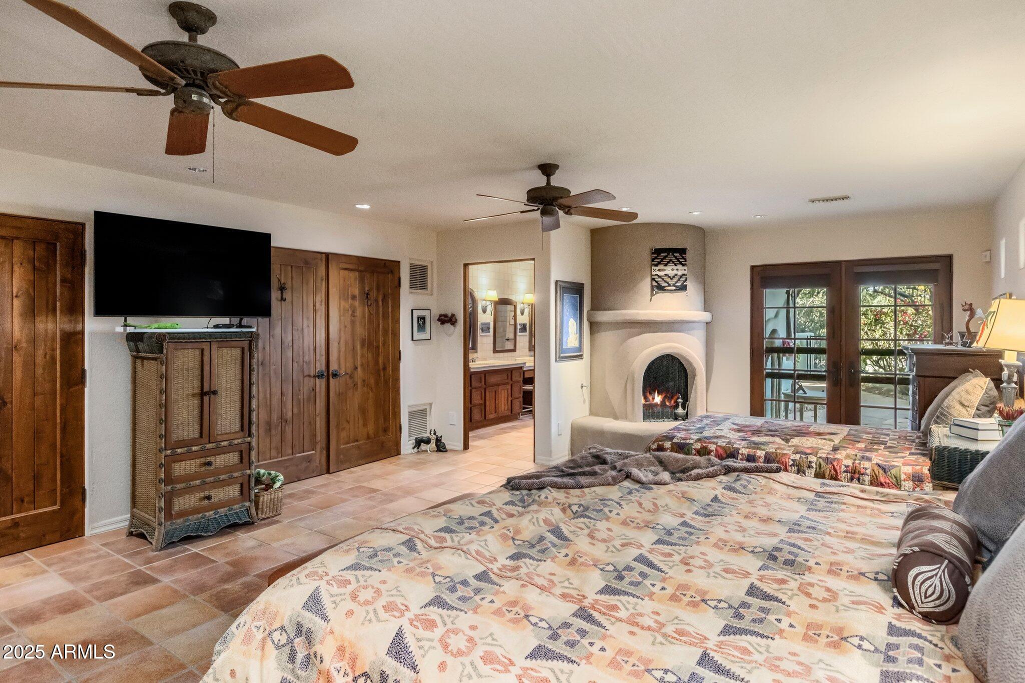 25002 North Quail Haven Drive Rio Verde, AZ 85263 - Photo 23 of 71 Third Primary Bedroom Suite