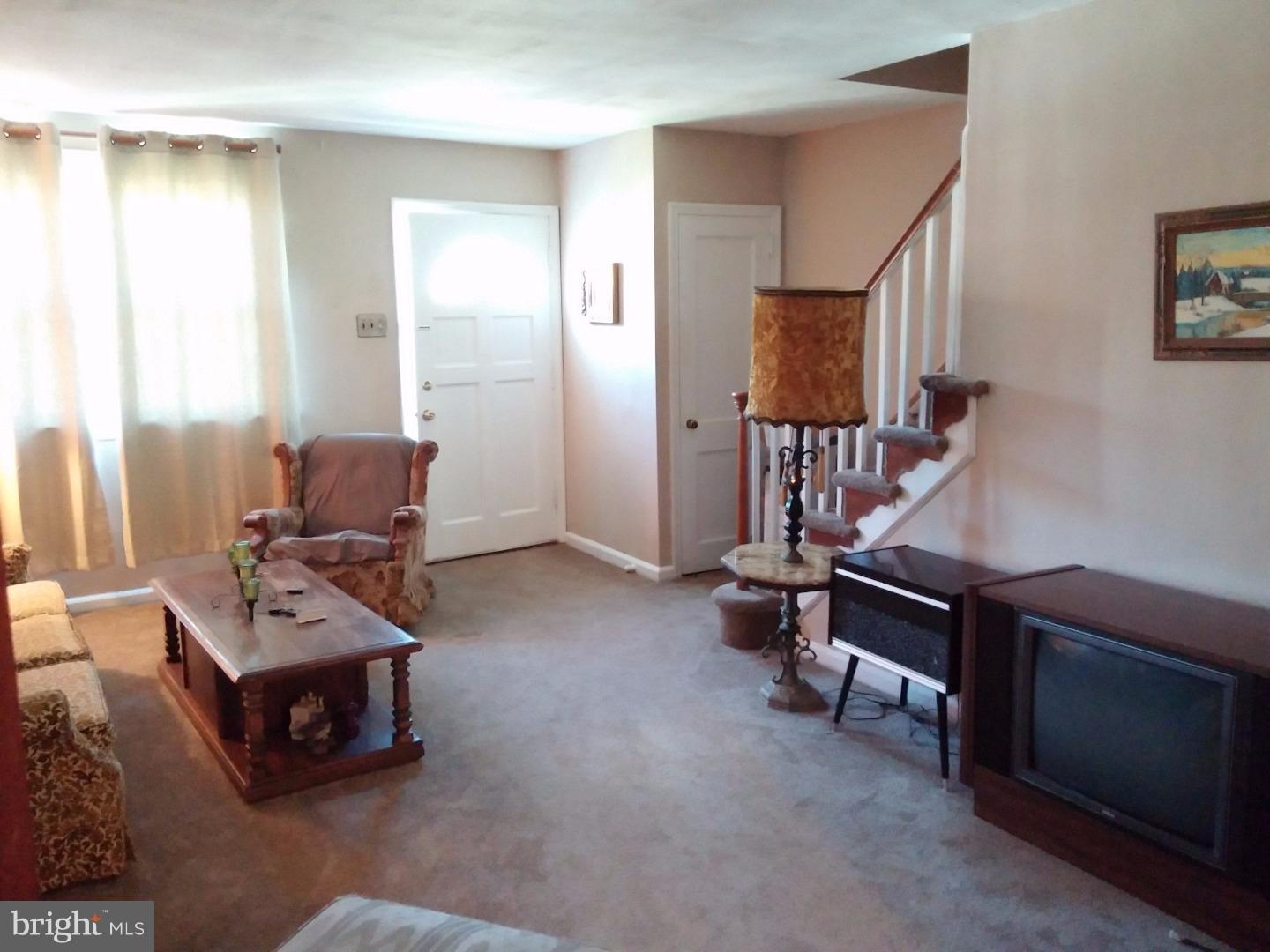 1022 Collings Road Camden, NJ 08104 - Photo 2 of 18