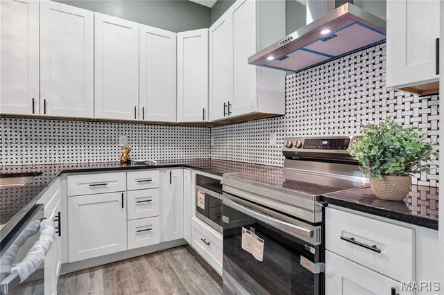 $249,900 | 3831 Oregon Avenue, St. Louis, MO 63118