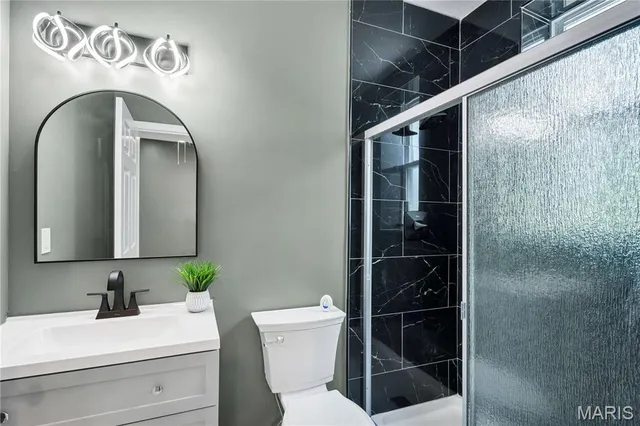 $249,900 | 3831 Oregon Avenue, St. Louis, MO 63118