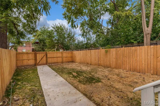 $249,900 | 3831 Oregon Avenue, St. Louis, MO 63118