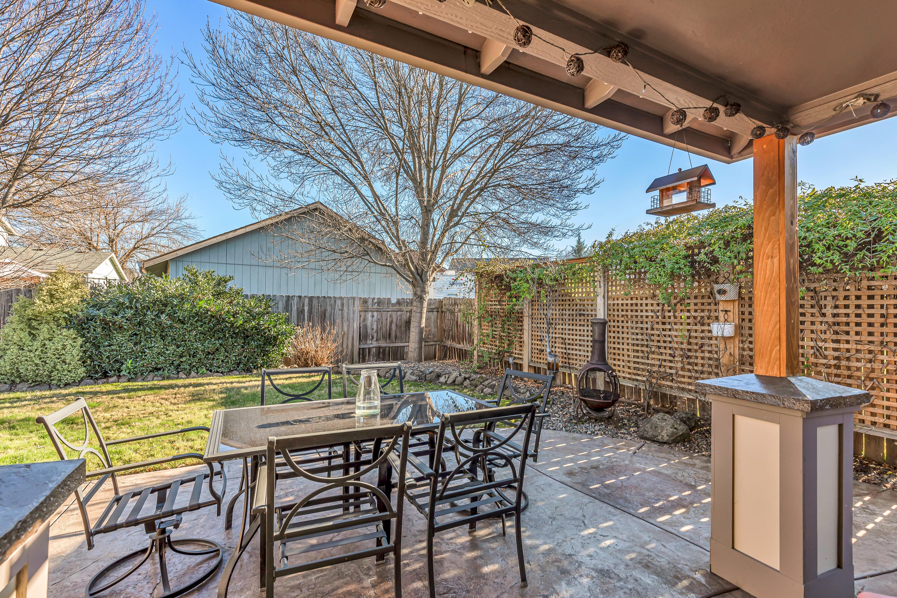1330 Hawthorne Way Central Point, OR 97502 - Photo 25 of 29 26