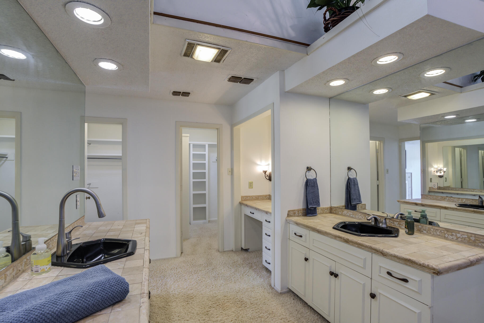 5018 92nd Street Lubbock, TX 79424 - Photo 21 of 53 Master bath 3
