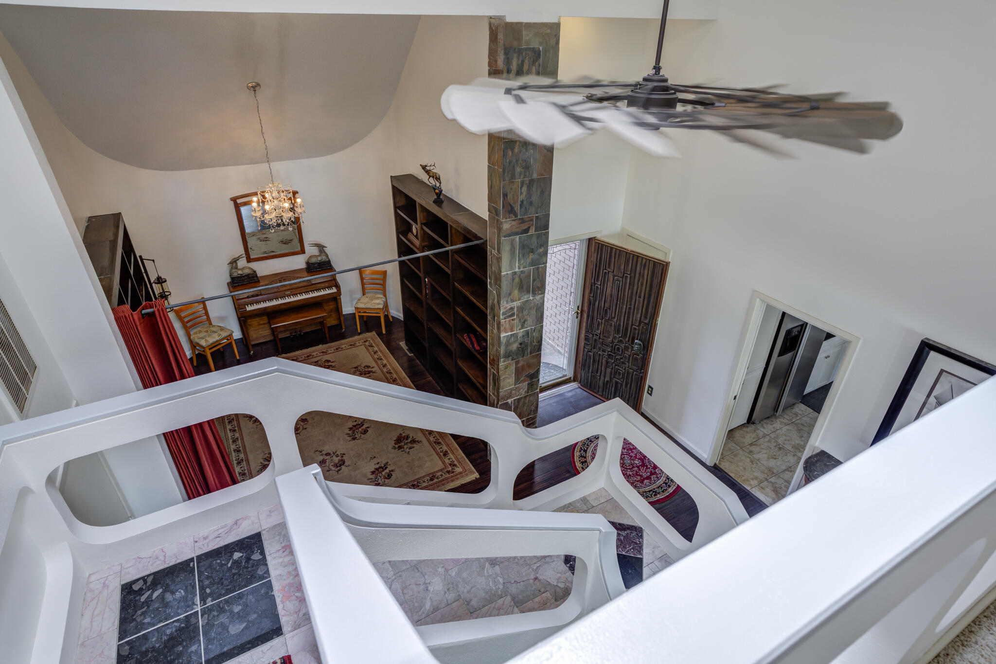 5018 92nd Street Lubbock, TX 79424 - Photo 28 of 53 Main staircase