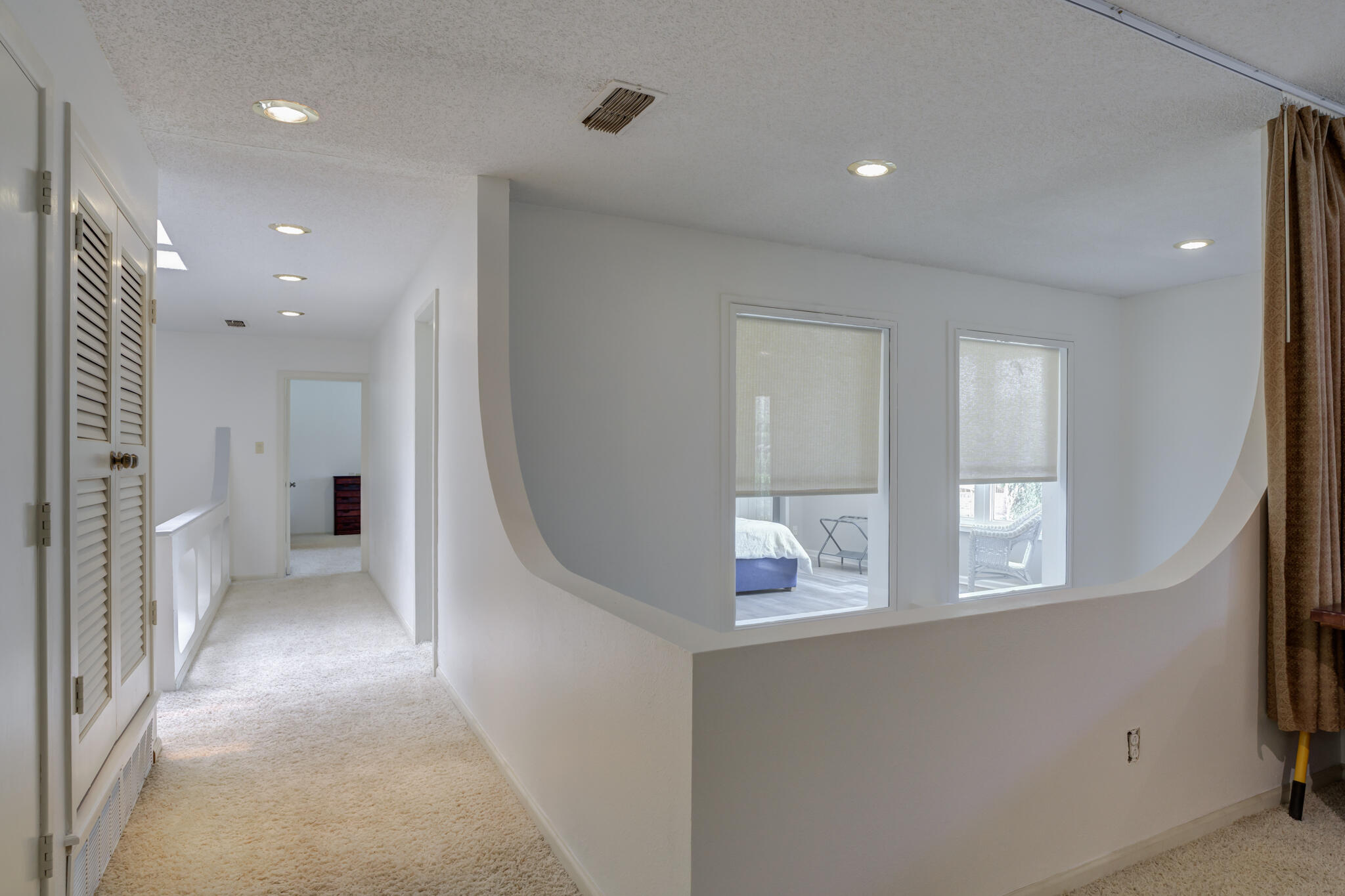 5018 92nd Street Lubbock, TX 79424 - Photo 29 of 53 Upstairs hallway