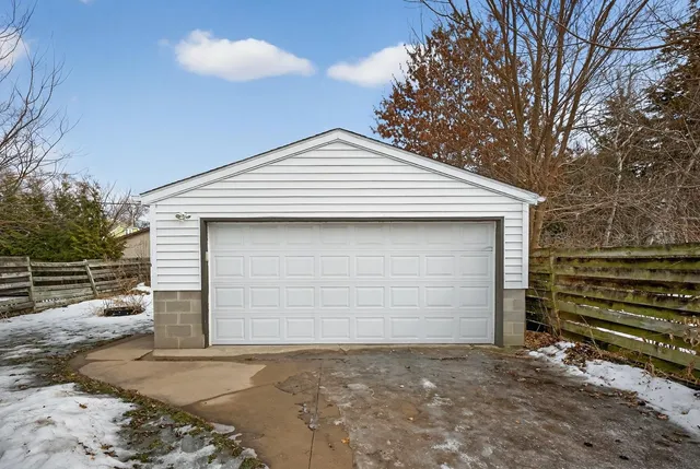 $215,000 | 1028 5th Avenue Southeast, Rochester, MN 55904