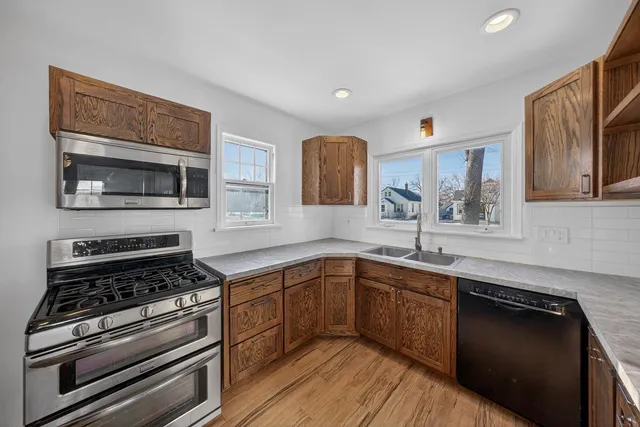 $215,000 | 1028 5th Avenue Southeast, Rochester, MN 55904