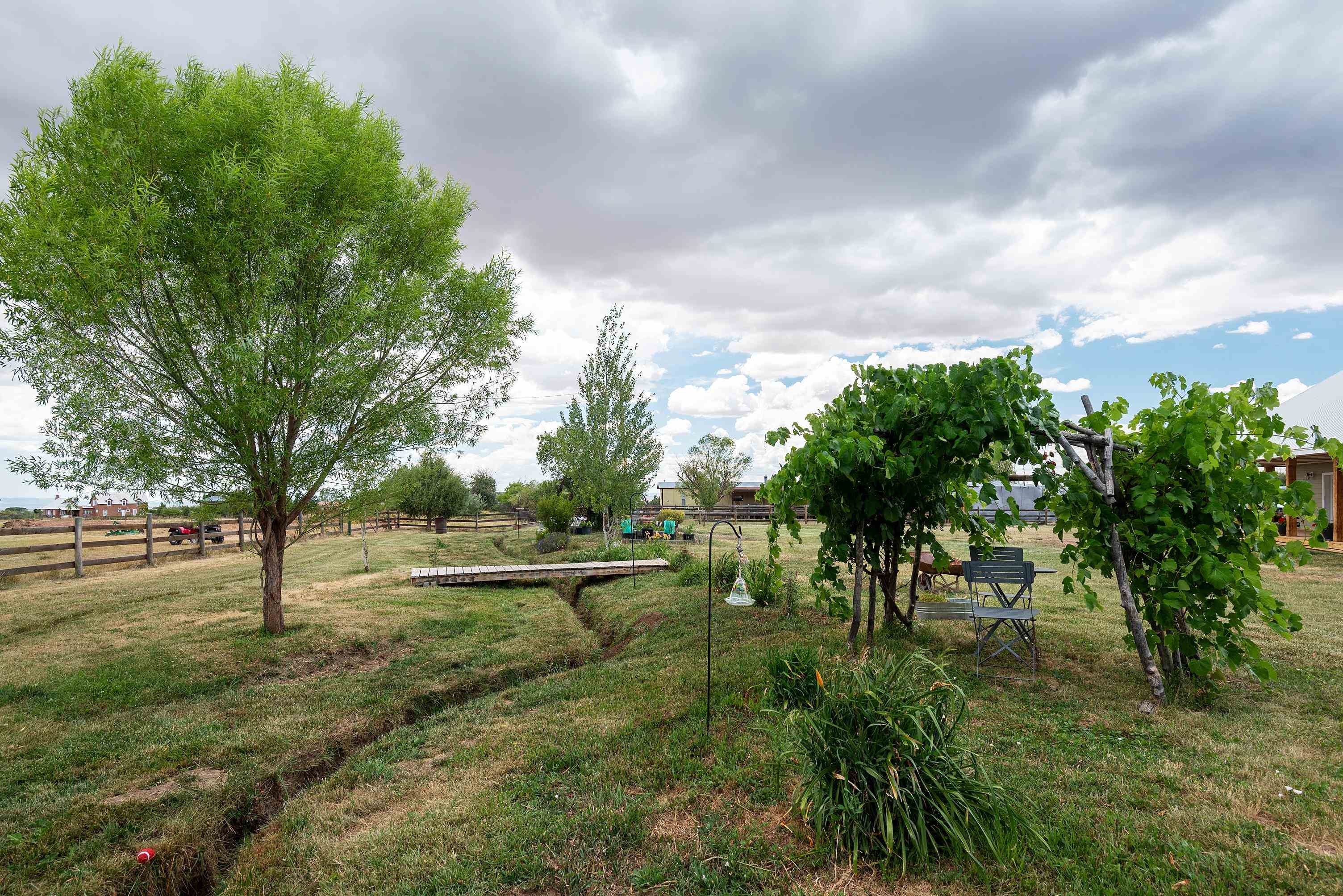 54 Upper Rim Road East El Prado, NM 87529 - Photo 41 of 47 Gallery Image 41