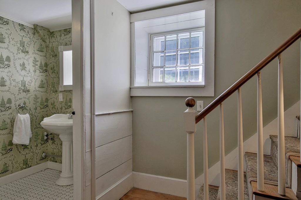 275 Mirick Road Princeton, MA 01541 - Photo 13 of 30 Gallery Image 13