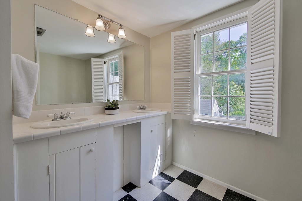 275 Mirick Road Princeton, MA 01541 - Photo 24 of 30 Gallery Image 24