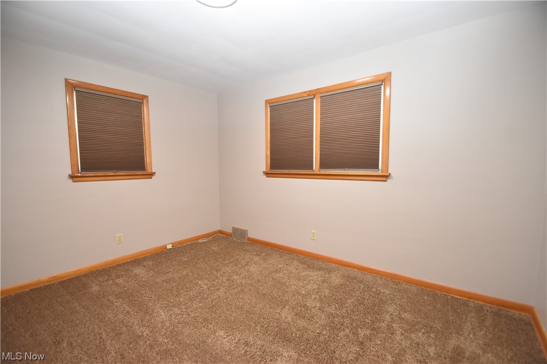 465 Edison Street Struthers, OH 44471 - Photo 10 of 17 Gallery Image 10