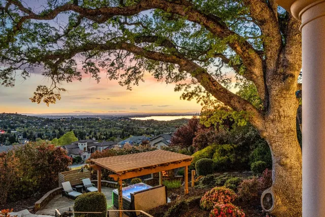 $2,199,000 | 5520 Sur Mer Drive, El Dorado Hills, CA 95762