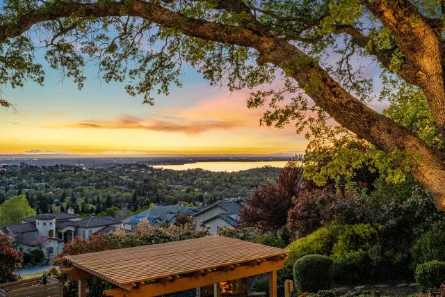 $2,328,000 | 5520 Sur Mer Drive, El Dorado Hills, CA 95762