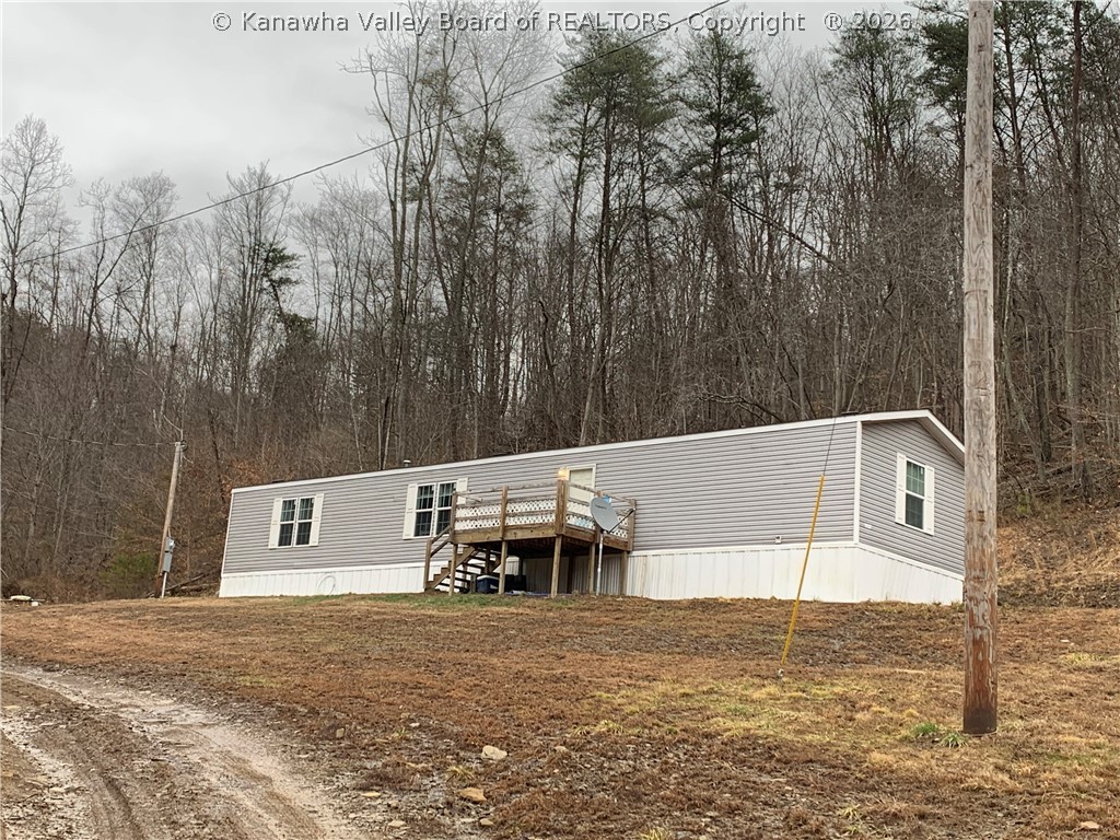 911 Lick Branch Road Poca, WV 25159 - Photo 1 of 24 Gallery Image 1