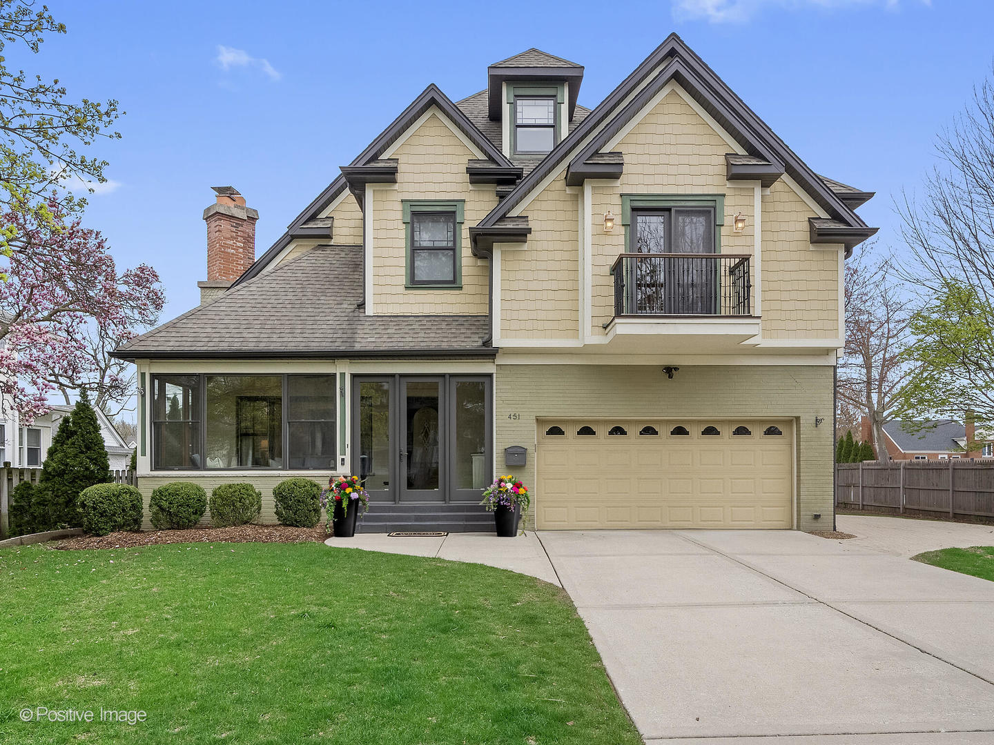 451 South Spring Avenue La Grange, IL 60525 - Photo 1 of 47