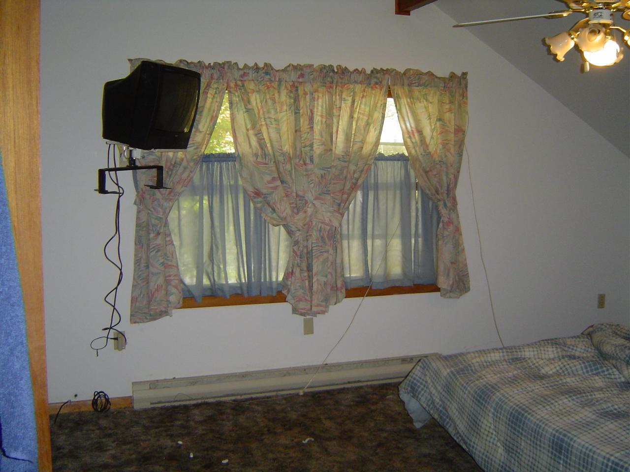 1266 Pine Ridge Drive Bushkill, PA 18324 - Photo 7 of 7 master bedroom