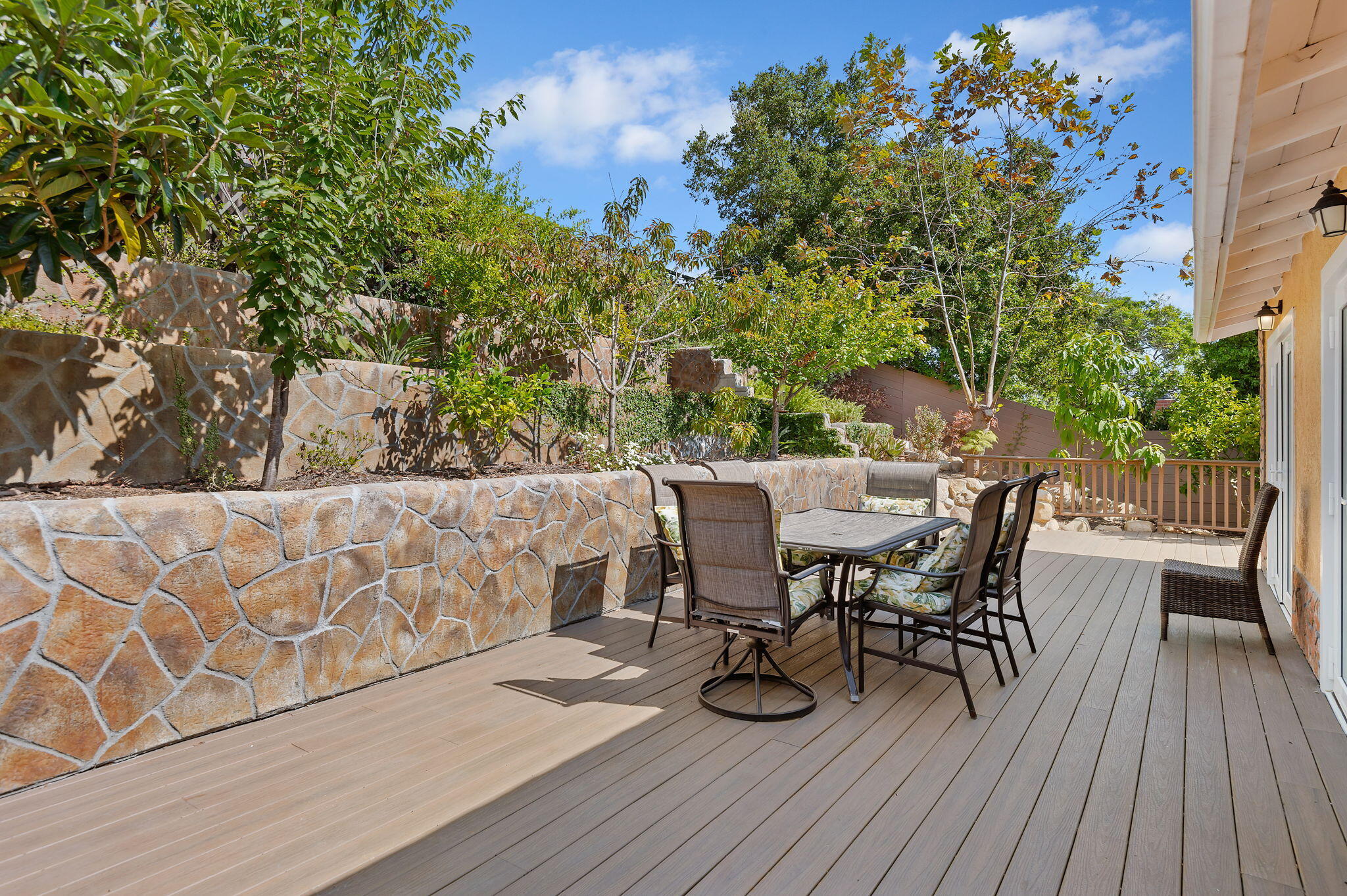1260 Mountain View Road Santa Barbara, CA 93109 - Photo 24 of 31 024-22-web-or-mls-22 - Rear Deck