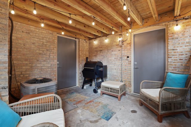 4065 North Sheridan Road, Unit 1G Chicago, IL 60613 - Photo 29 of 34 Gallery Image 29