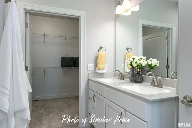 $349,900 | 602 North 15th Street, Le Claire, IA 52753