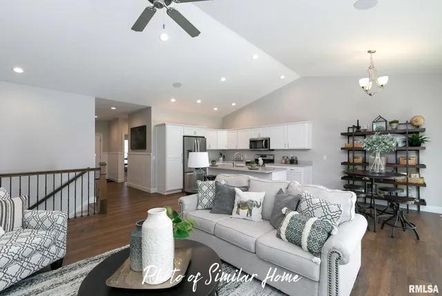 $349,900 | 602 North 15th Street, Le Claire, IA 52753