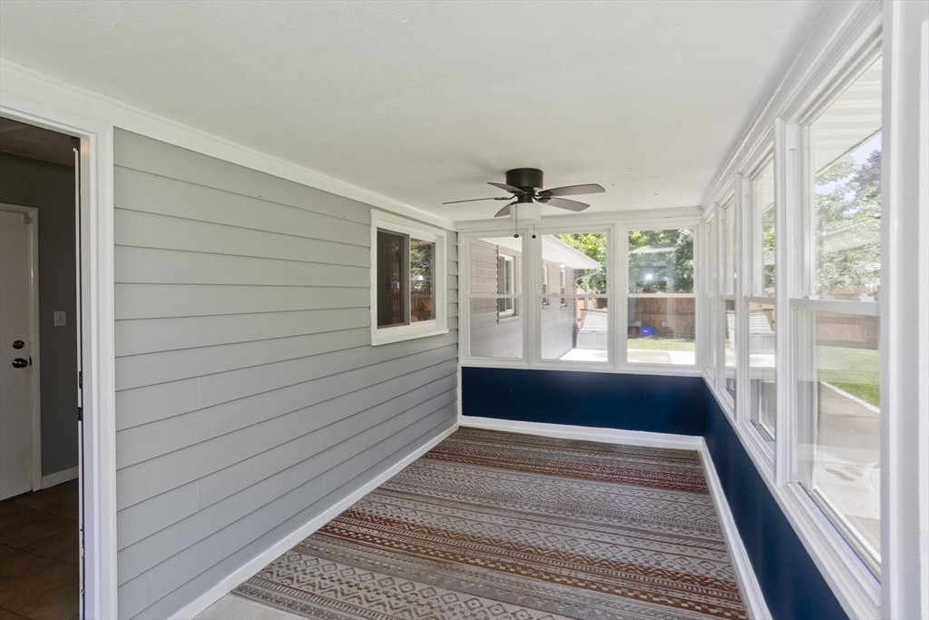 101 Old Farm Road Springfield, MA 01119 - Photo 25 of 33