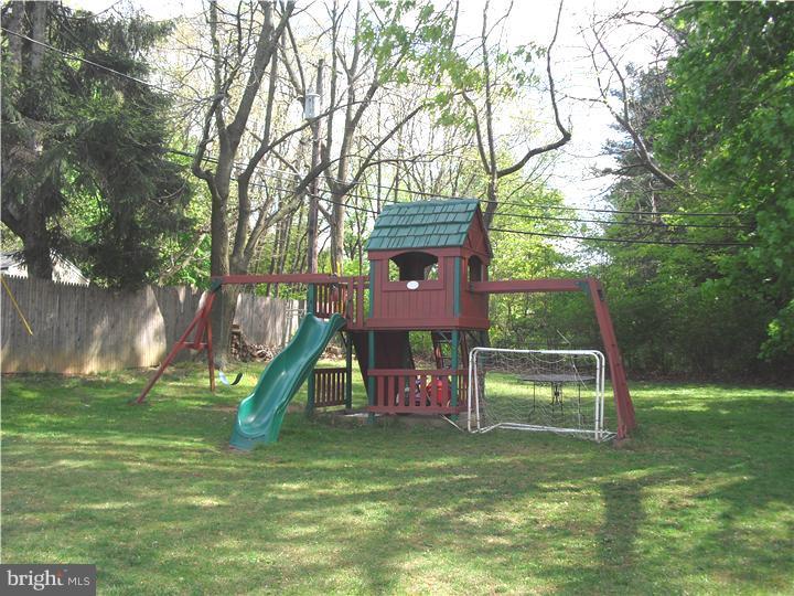 3206 Hilltop Road Newtown Square, PA 19073 - Photo 20 of 21