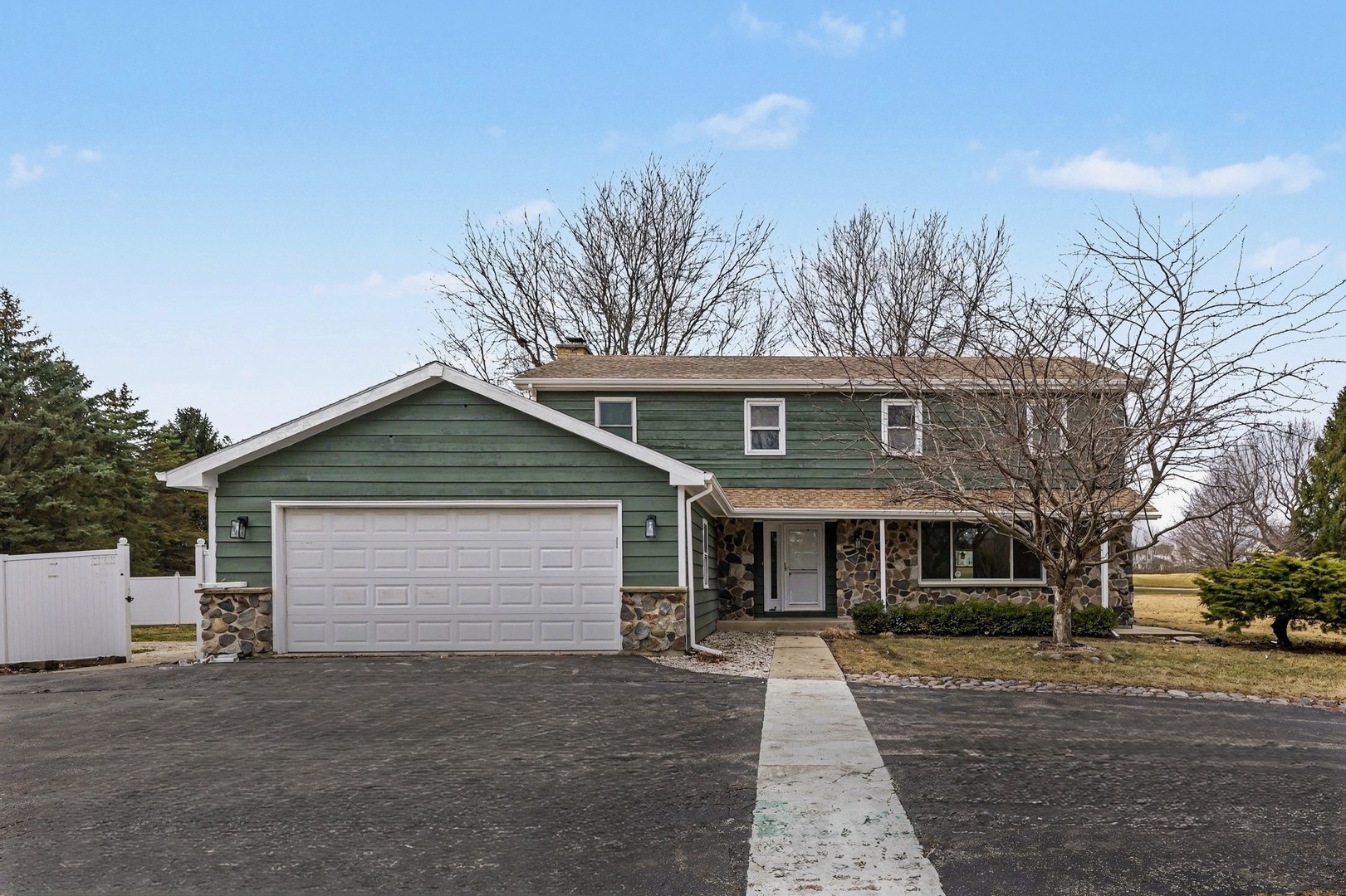 3002 North Maple Tree Lane Wadsworth, IL 60083 - Photo 1 of 30