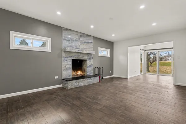 $484,900 | 3002 North Maple Tree Lane, Wadsworth, IL 60083