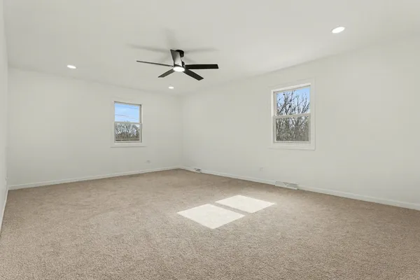 $484,900 | 3002 North Maple Tree Lane, Wadsworth, IL 60083