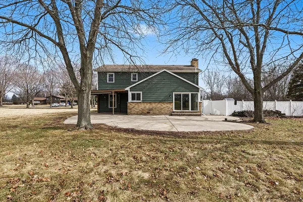 $484,900 | 3002 North Maple Tree Lane, Wadsworth, IL 60083
