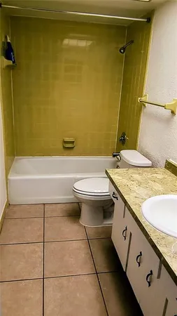 $1,800 | 10861 126th Avenue North, Largo, FL 33778